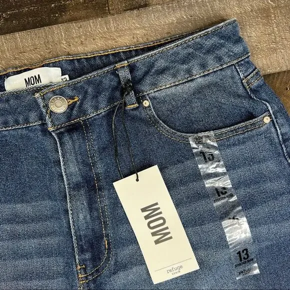 Refuge Distressed Baggy Mom Jeans Size 13 Grunge 90s Y2K Vintage-Inspired Denim - Picture 8 of 14